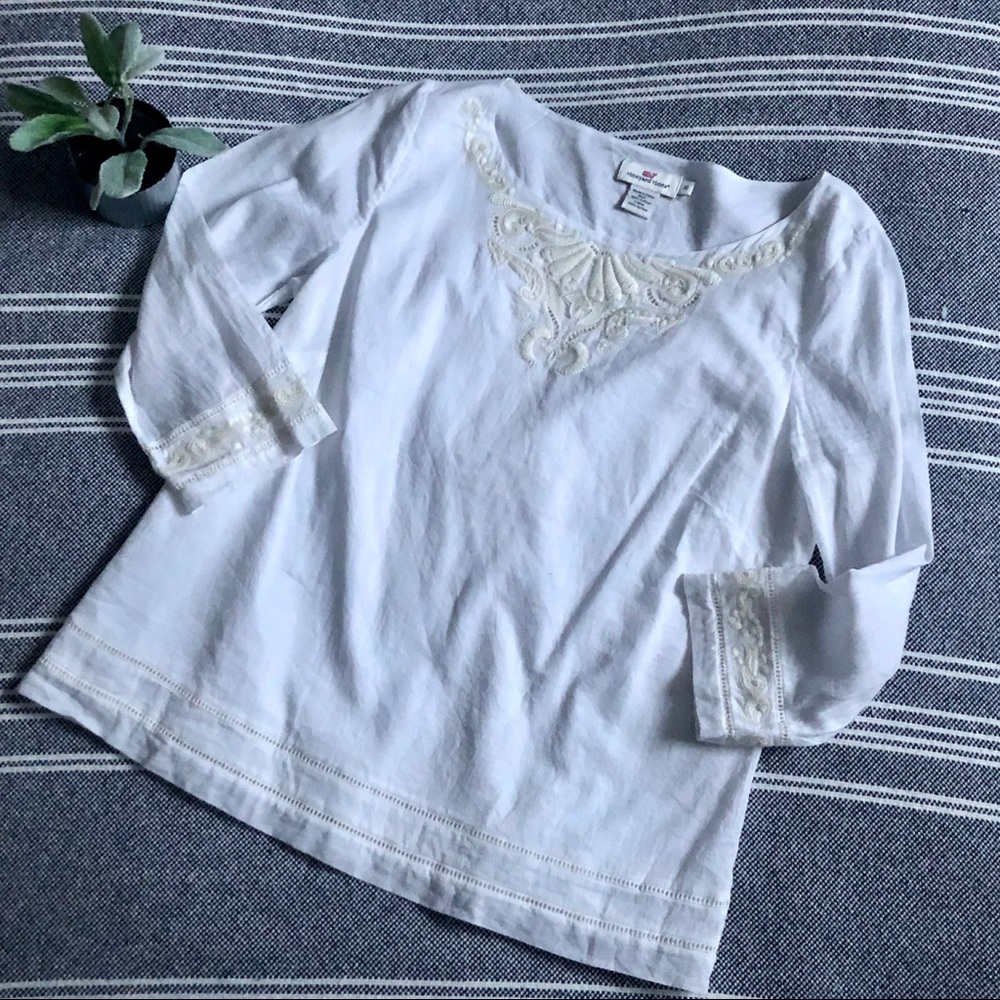 Vineyard Vines embroidered top